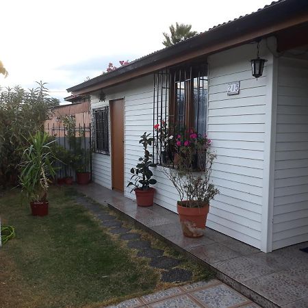 Residencial Praga Hostel Сантяго Екстериор снимка