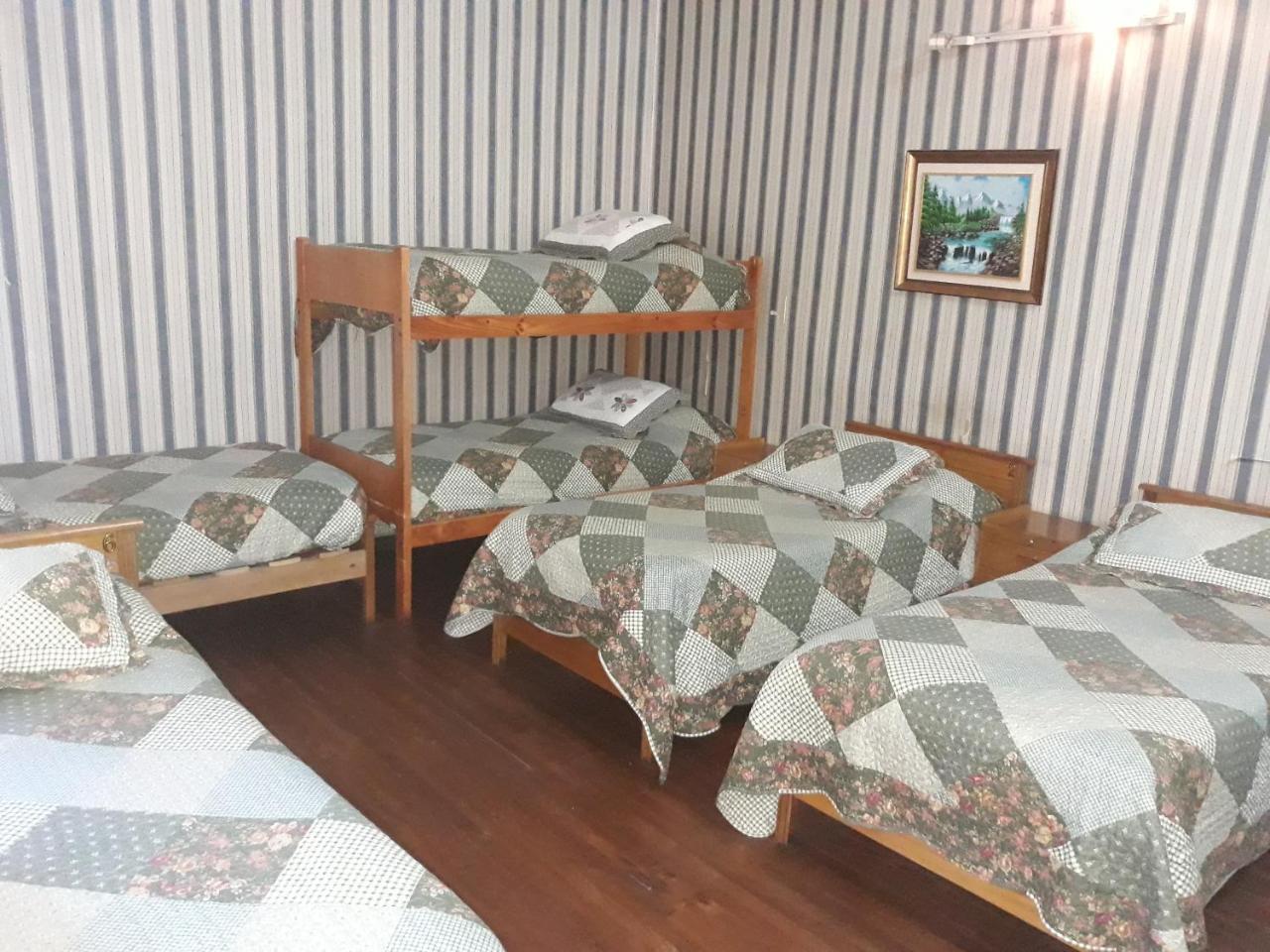 Residencial Praga Hostel Сантяго Екстериор снимка